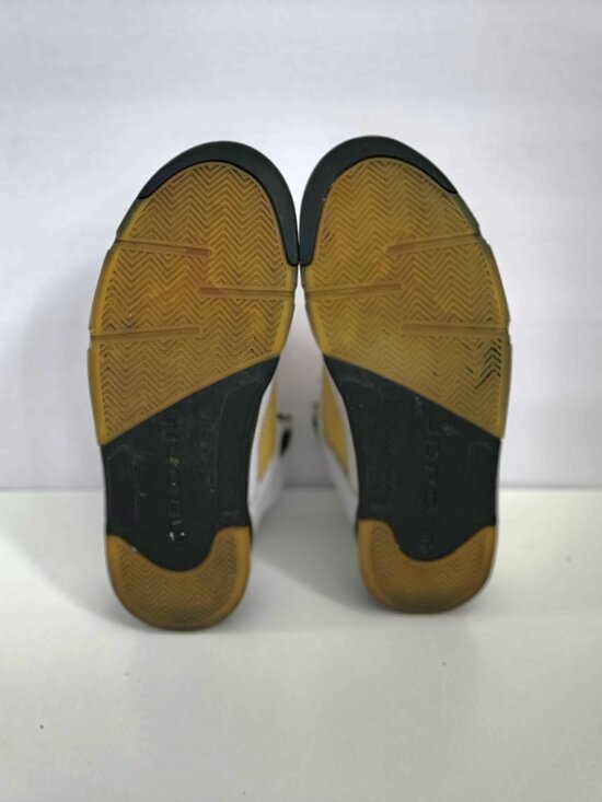 Jordan 5 Retro Olympic Gold Coin